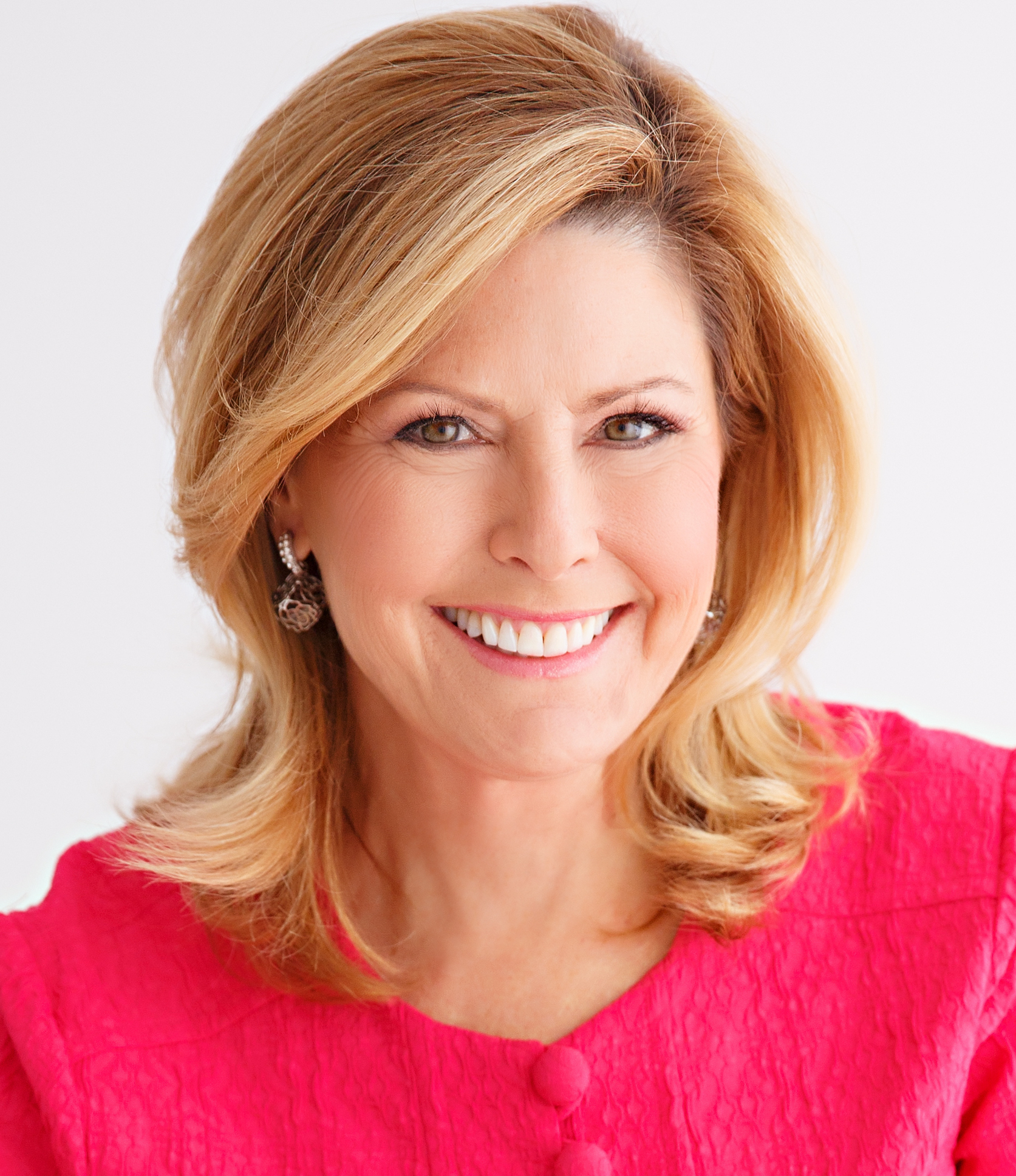 Nina Easton - The Keynote Curators - Top Speaker Agency in North America